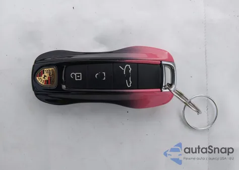 2018 Porsche Panamera 4S из США, поврежденный, VIN WP0AB2A78JL136284